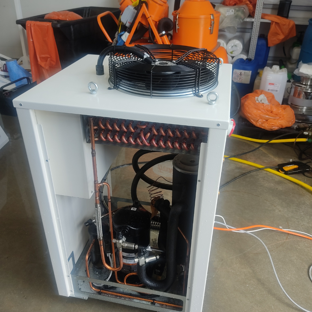 Manutenção em Chiller Resfriador de Óleo